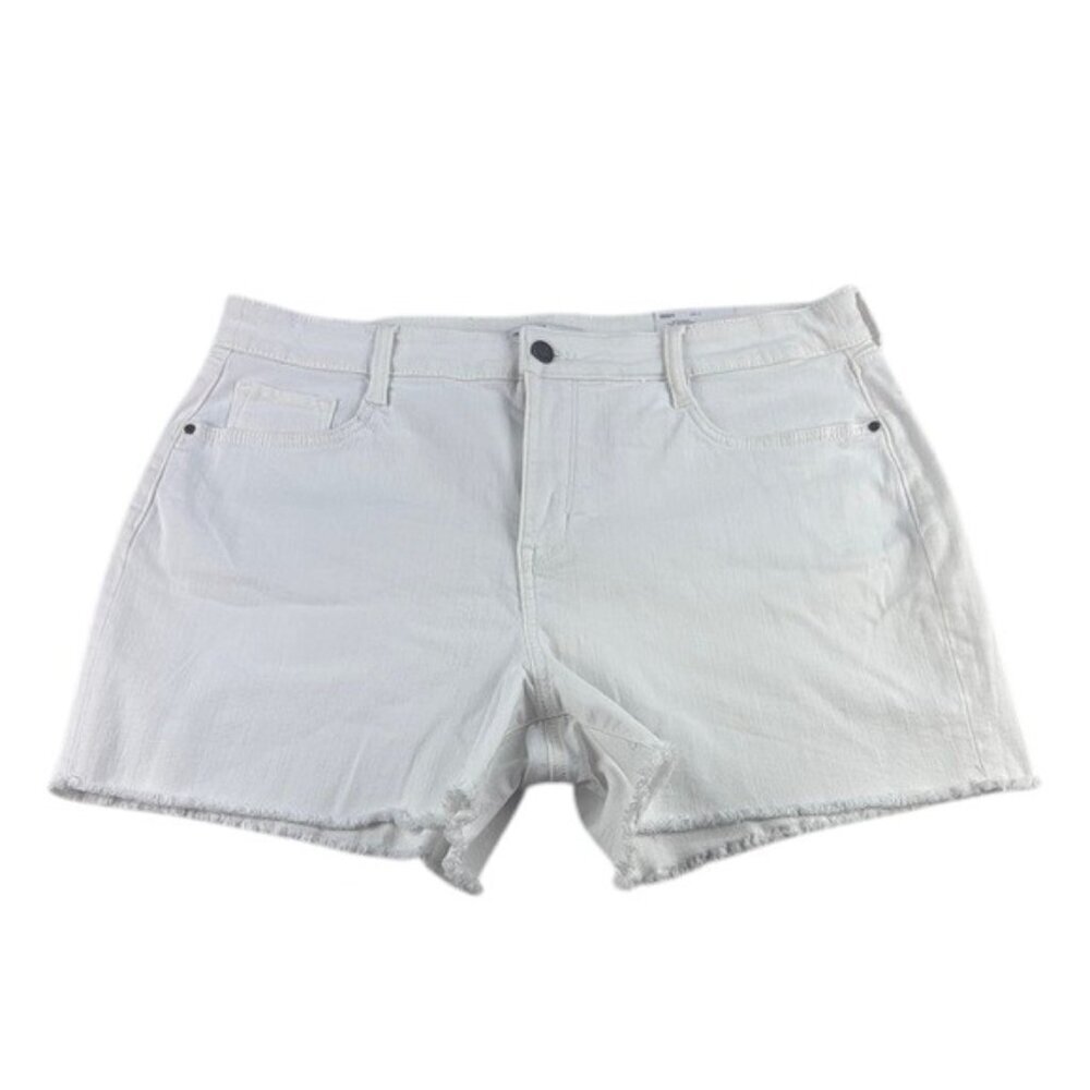Nine West Shorts Mid-Rise White Women's Size 16